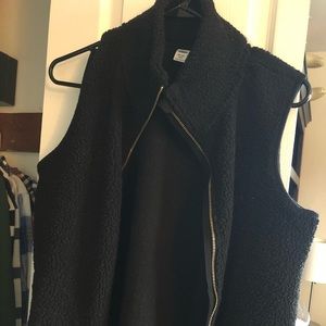 Old navy black Sherpa vest
